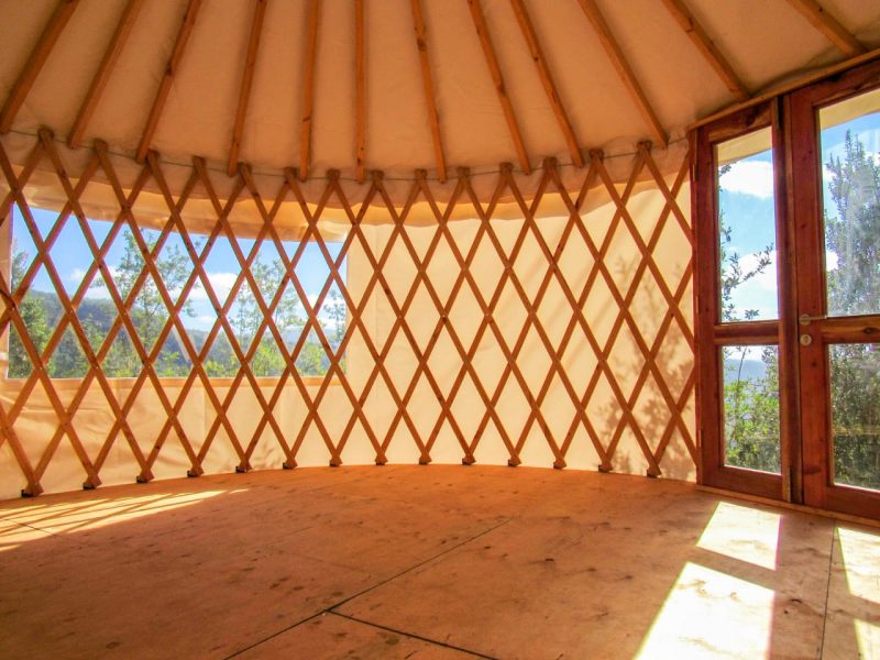 Yurtas | Una Alternativa Habitacional, Comercial y Moderna